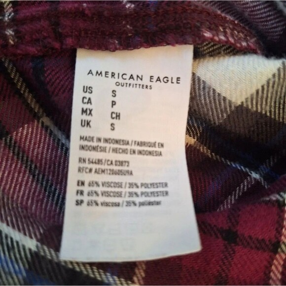 American Eagle Ahh-mazingly Soft Boyfriend fit Flannel Plaid Burgundy size small - Picture 4 of 6